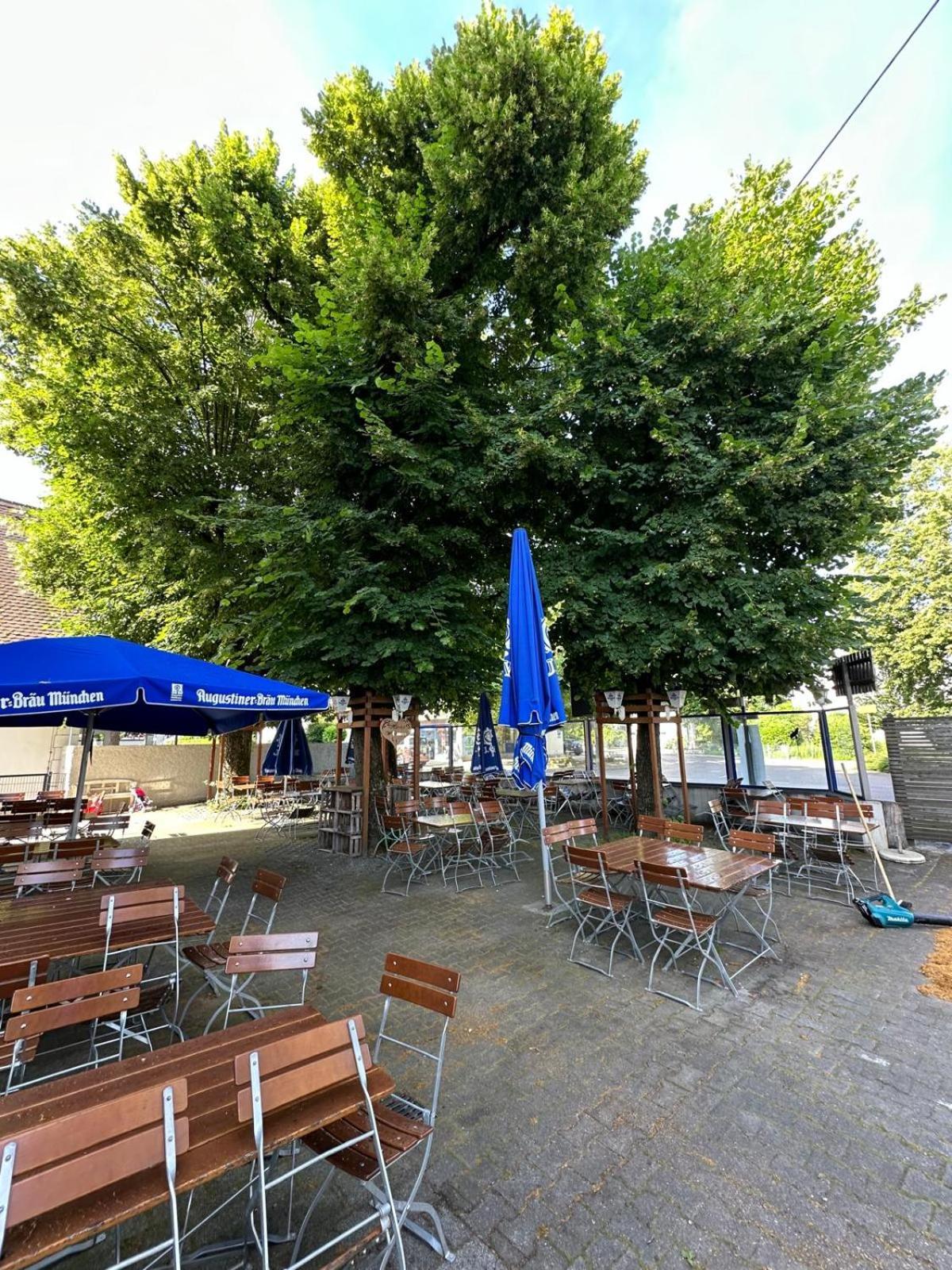 Gasthaus - Hotel Neue Post Meitingen Buitenkant foto